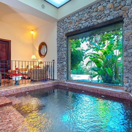 Casa Flores Con Piscina Interior Climatizada Alcaucín Zewnętrze zdjęcie