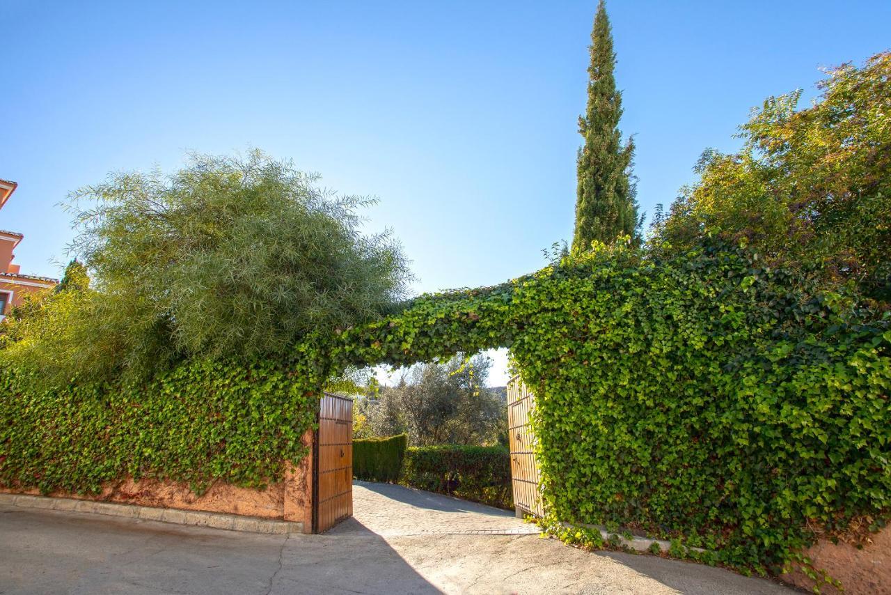 Casa Flores Con Piscina Interior Climatizada Alcaucín Zewnętrze zdjęcie